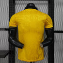 CAMISA VERSÃO JOGADOR DO WOLVES 25/26 AMARELO